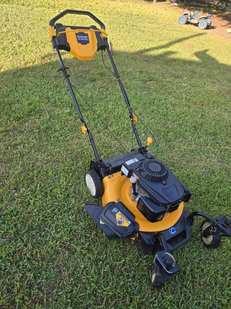 Cub Cadet 21" Self-propelled Lawn Mower ZERO TURN 