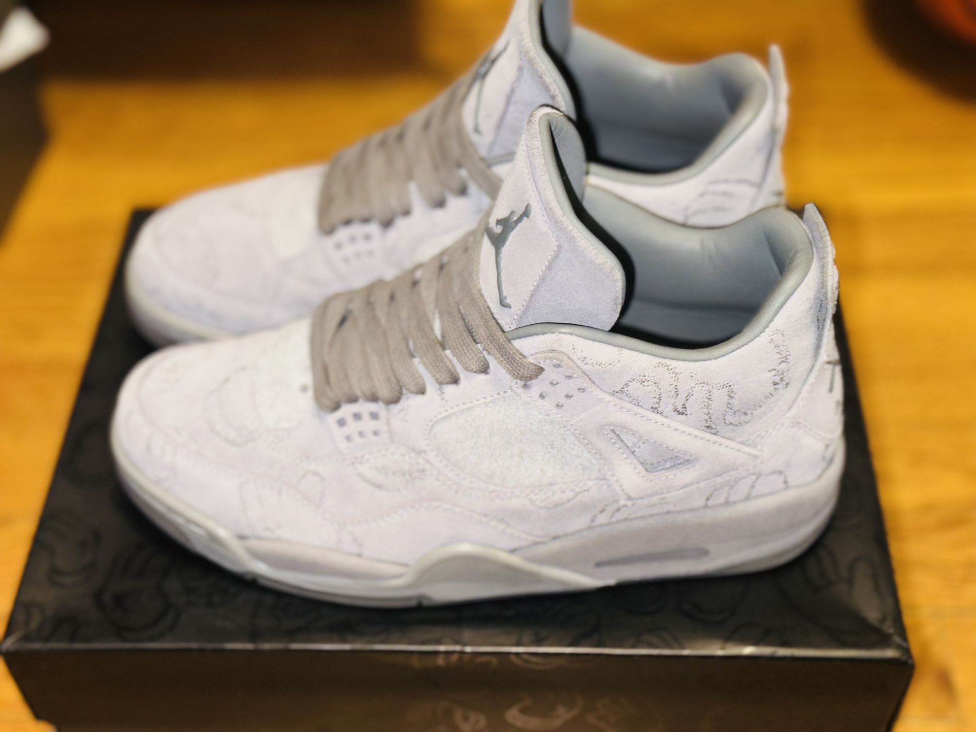 Jordan Kaws 4 With Box And Kaws Bag