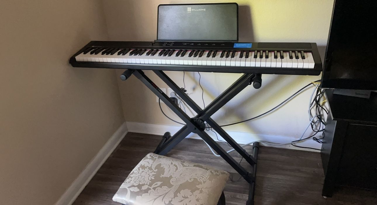 Williams Legato Piano - Black