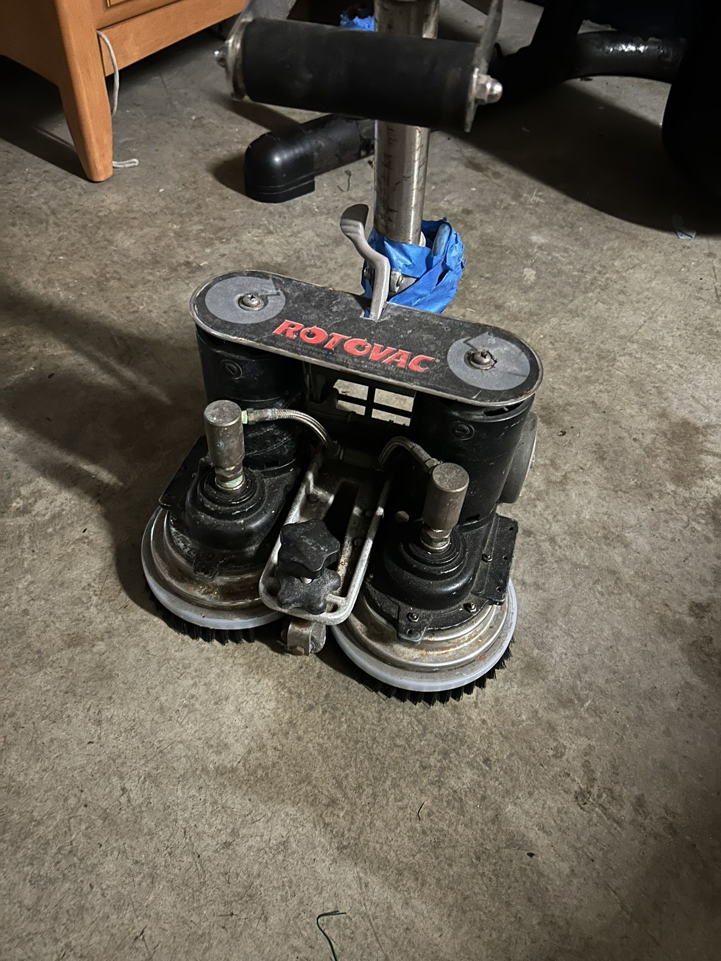 Rotovac Commercial Carpet Cleaning Machine