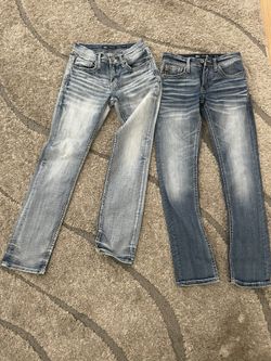 Buckle Jeans: 2 27x32, 1 28x32