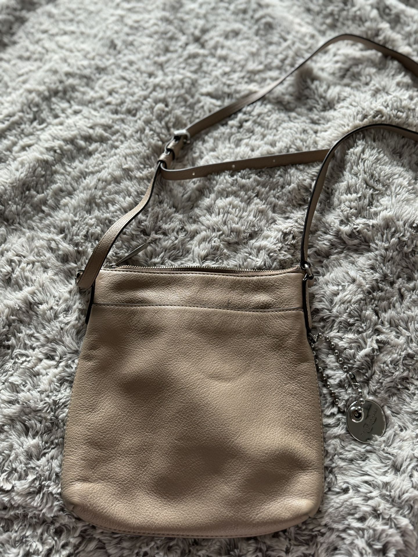 Marc Jacobs Pebble Leather Crossbody