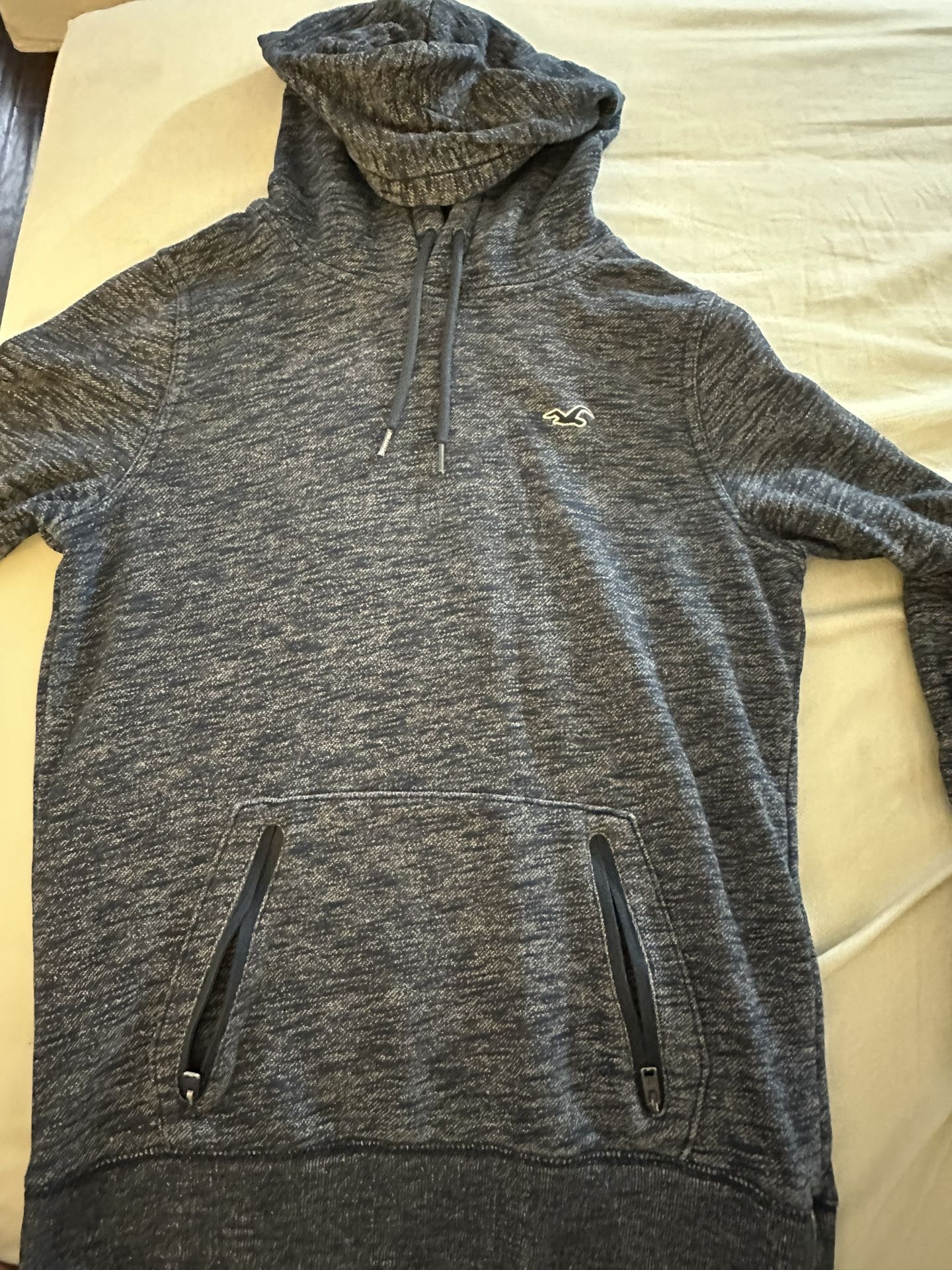 Hollister Pullover Hoodie XS