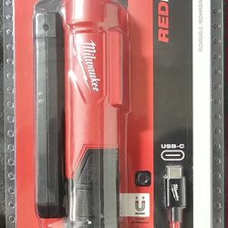 Milwaukee Stick Light With Magnet 
