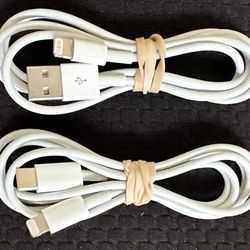 Apple USB-A and USB-C to Lightning Cables 
