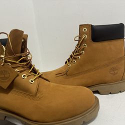 New Timberland Boots Men Size 10.5 