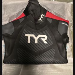 TYR, Hurricane C5 Wet Suite, Brand New