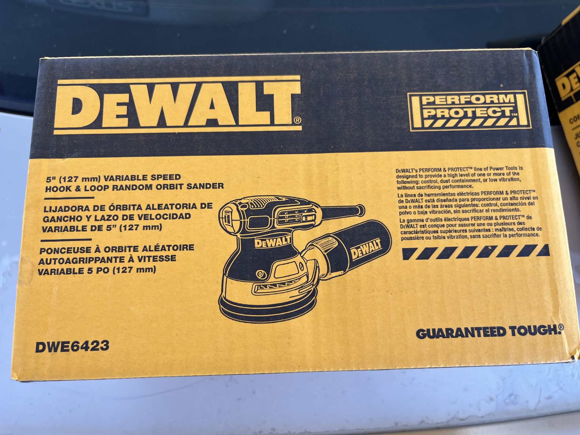 DeWalt DWE6423 5" Random Orbital Sander - New In Box