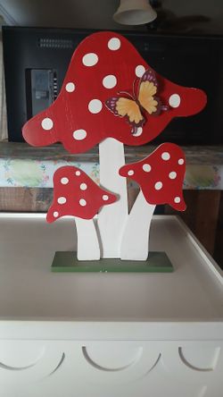 Mushroom stands