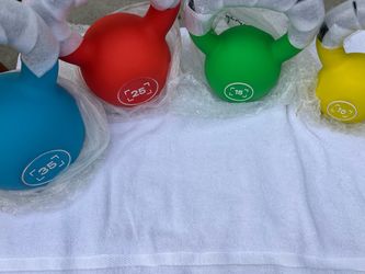 New set of smart kettle bells a 10 pounder 15 pounder 25 pounder and 35 pounder