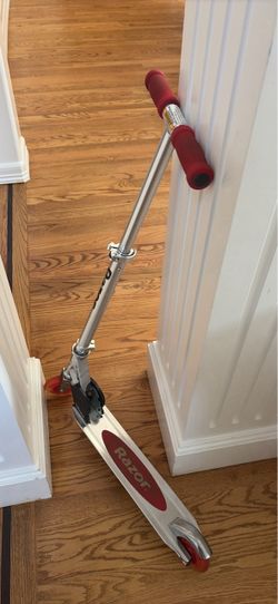 Kids Razor Kick Scooter Red and Silver
