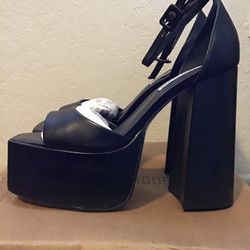 Steve Madden Kassiani Platform Heels