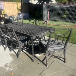 Restoration hardware outdoor dining table and chairs