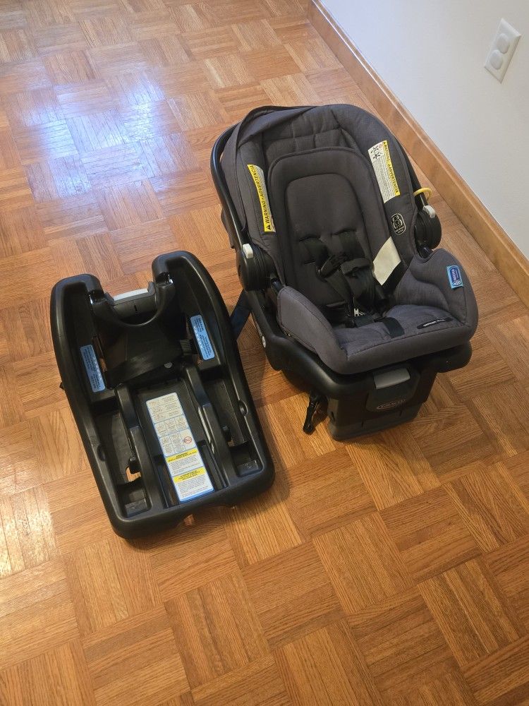 Graco newborn Car Seat With Base