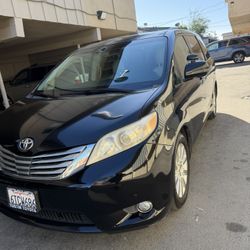 2011 Toyota Sienna