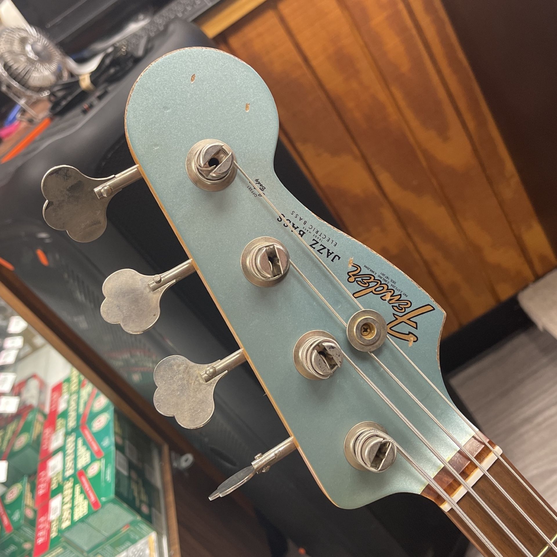 60th Anniv Road Worn Jazz Bass