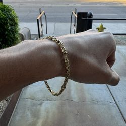 10kt Gold Bracelet 