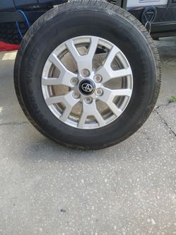 Toyota Alloy Wheel with Firestone HLT Tire