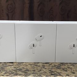 Airpod Pros 2nd Generation (USB-C) Magsafe Charging Case (Comes With Warranty)