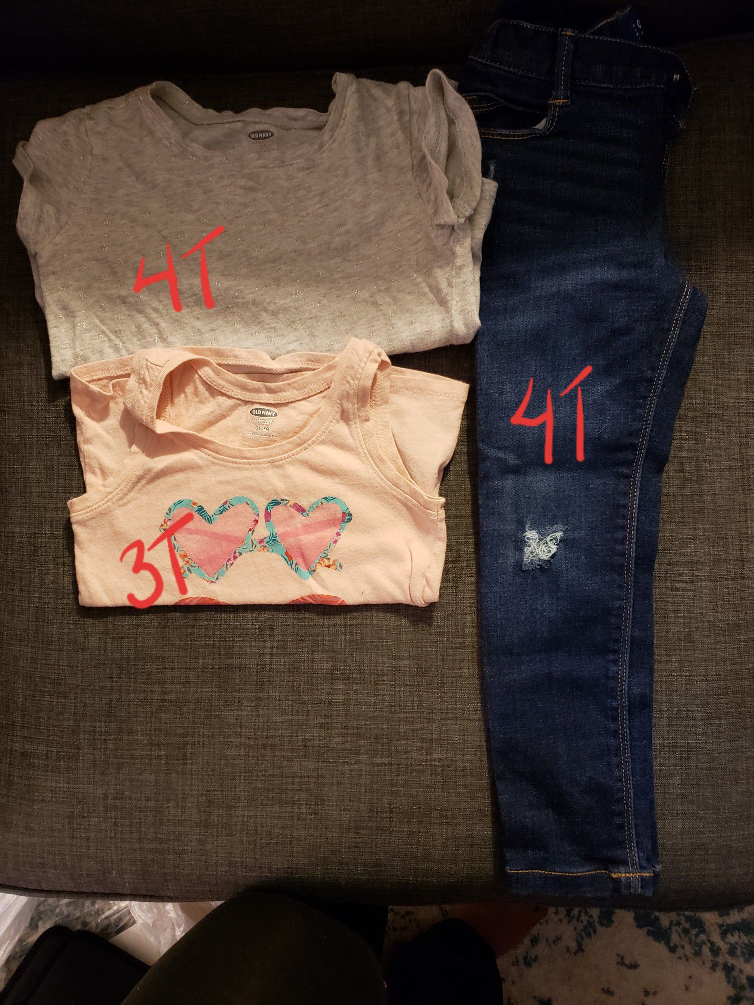 Girls clothing 4T $2 each