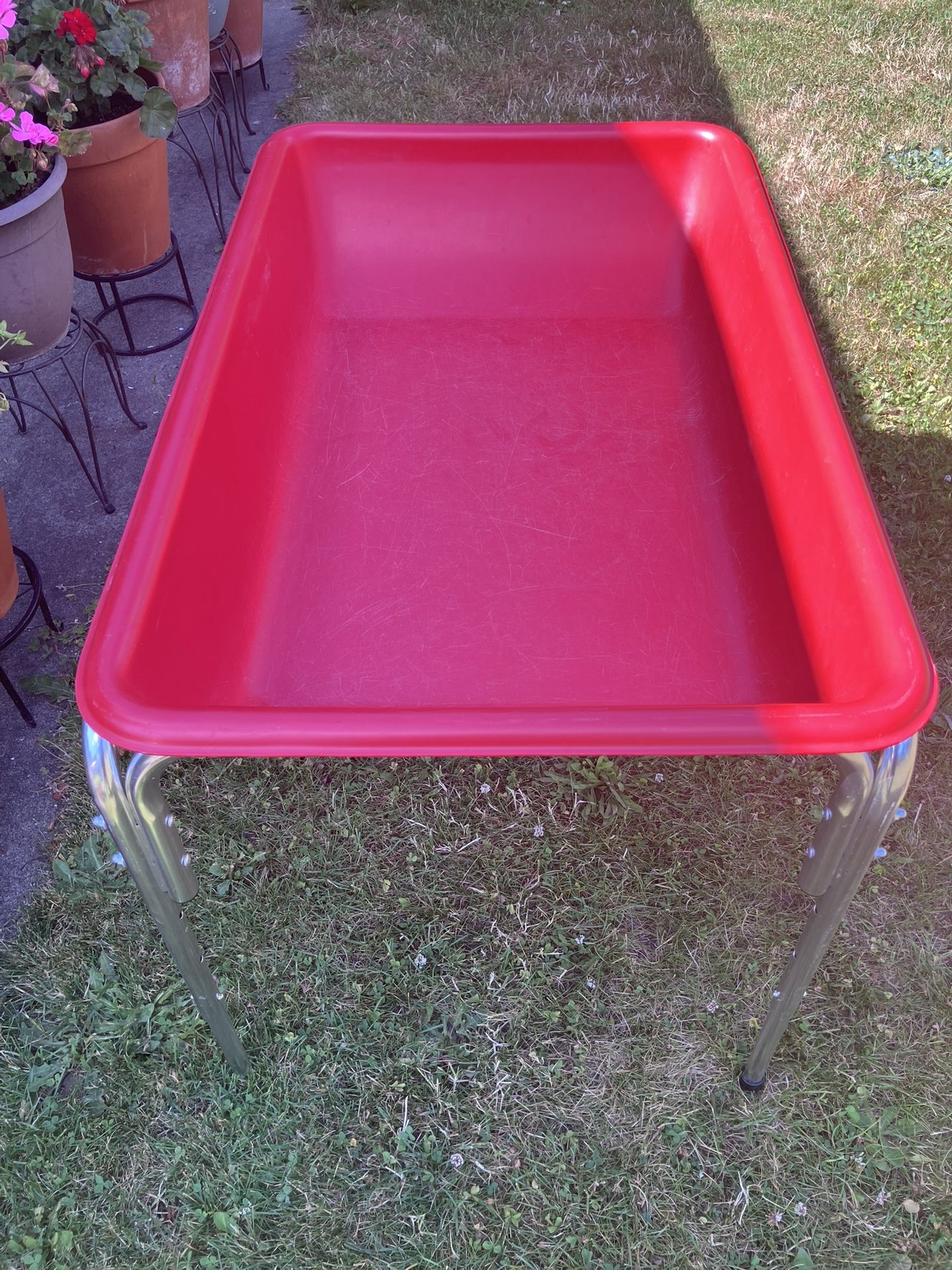 Sensory Table Adjustable