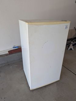 Kenmore mini fridge