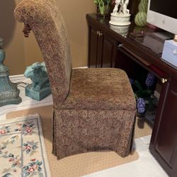 Like New Desk Chair