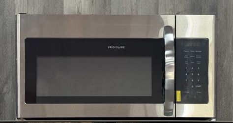 FRIGIDAIRE Microwave FMOS1846BS - 03193