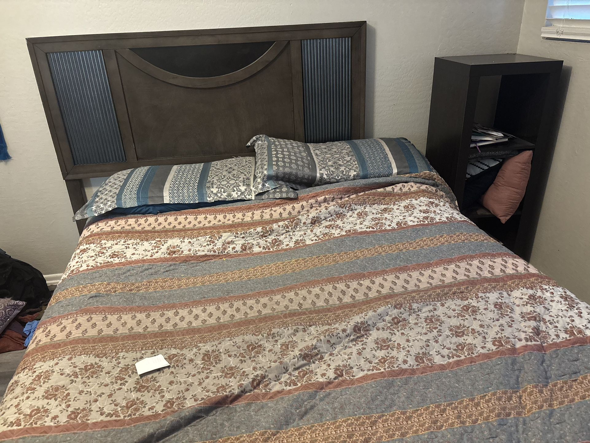 Full size Bed Set 100.00