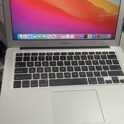 Apple MacBook Air 8GB 128GB SSD 