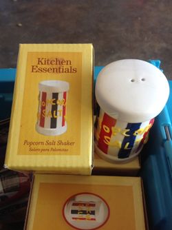 Kitchen Essentials Popcorn Salt Shaker, lot of 2 ...brand new
