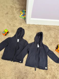 Carter’s Navy Blue Hoodie 18 months