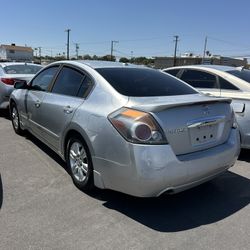 Tow Yard Selling All Kinds Of Running Cars Open To The Public To Buy Calm Text 702-843-8222 Carlos 