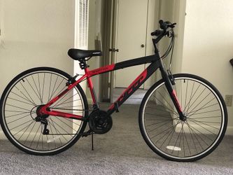 700c Hyper Spinfit men s Hybrid Bike with car rack for Sale in