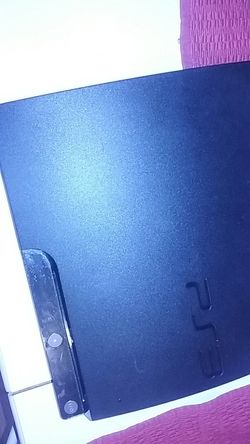 Ps3 works has 1 controller and 3 games