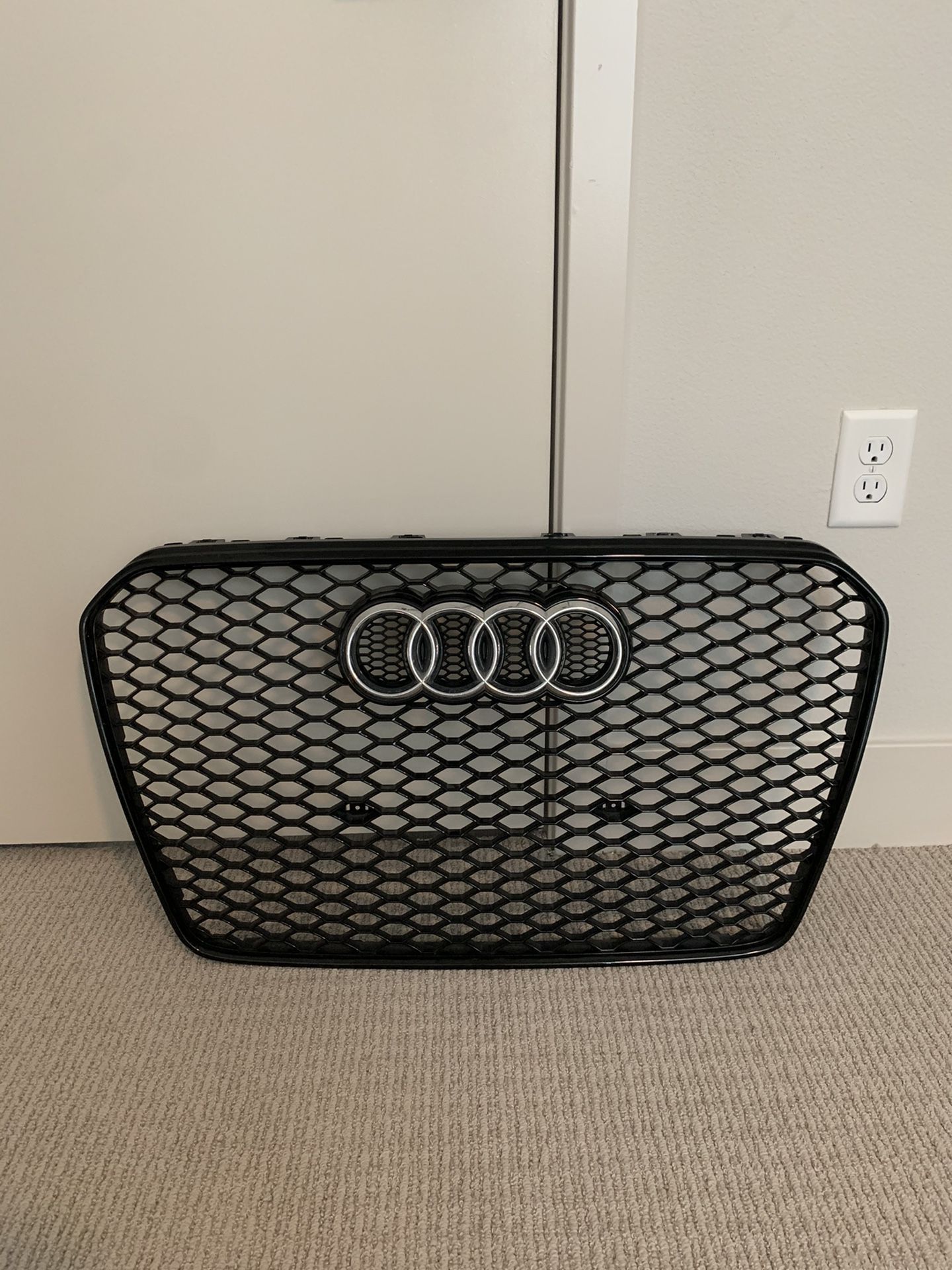 OEM Audi RS5 gloss black Front Grille
