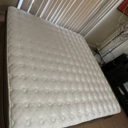 King Size Mattress Foam And Split Box Springs 
