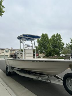 2006 Pathfinder Center Console 2200v
