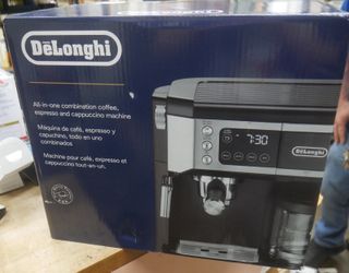 De'Longhi All-In-One Combination Coffee and Espresso Machine COM530M- Black NEW .F(contact info removed)3.
