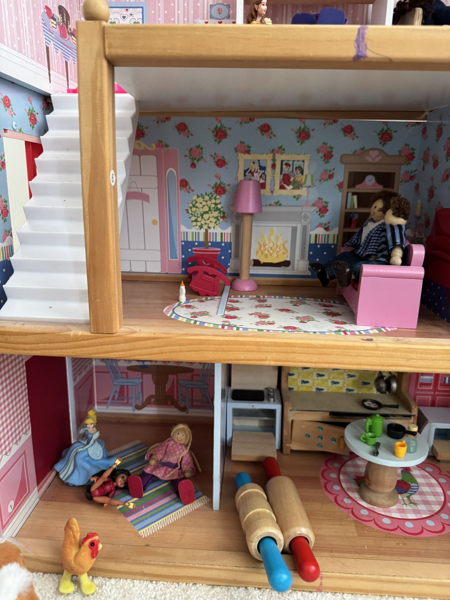 Doll House And A Salon Set