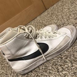 Nike Kids Grade School Blazer Mid 77 shoes 6.5Y