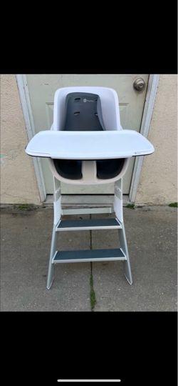 4 MOM HIGH CHAIR
