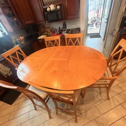 Dinning room table