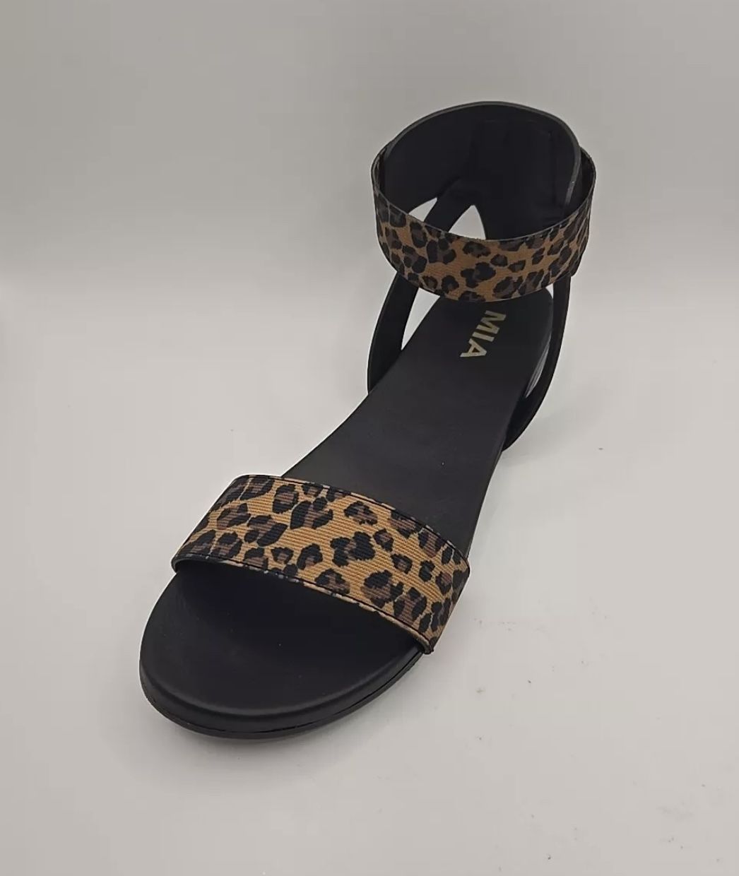 MIA BNIB Lydya Leopard Print Sandals  7.5