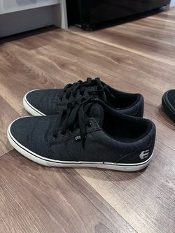Etnies shoes size 10.5