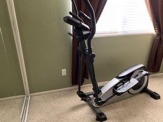 Weslo momentum r 5.2 elliptical sale
