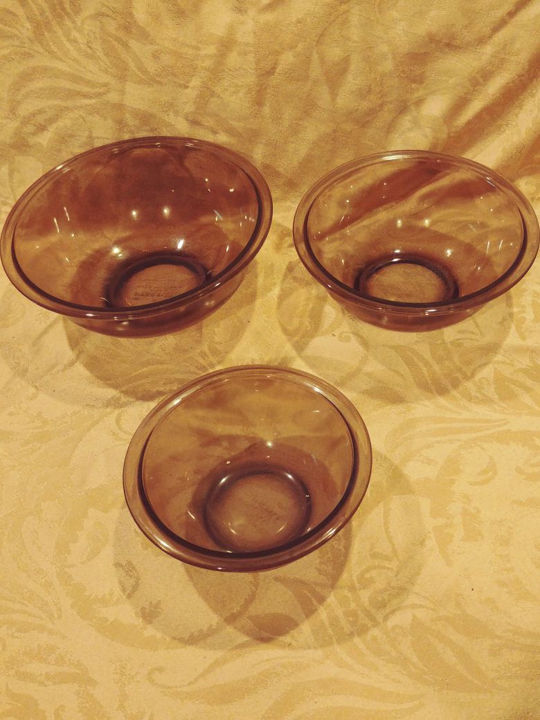 Pyrex Corning Bowls, Brown Amber (3)