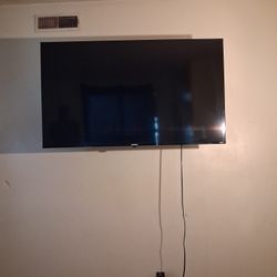 50 Inch Element Smart TV 