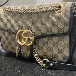 👜LEATHER GUCCI HANDBAG 