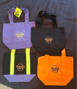 Halloween Trader Joe’s mini tote bags
